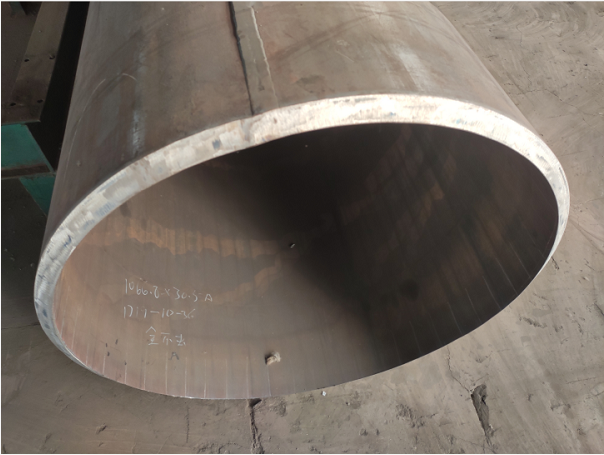 What are the advantages of straight seam submerged arc welded steel pipe?