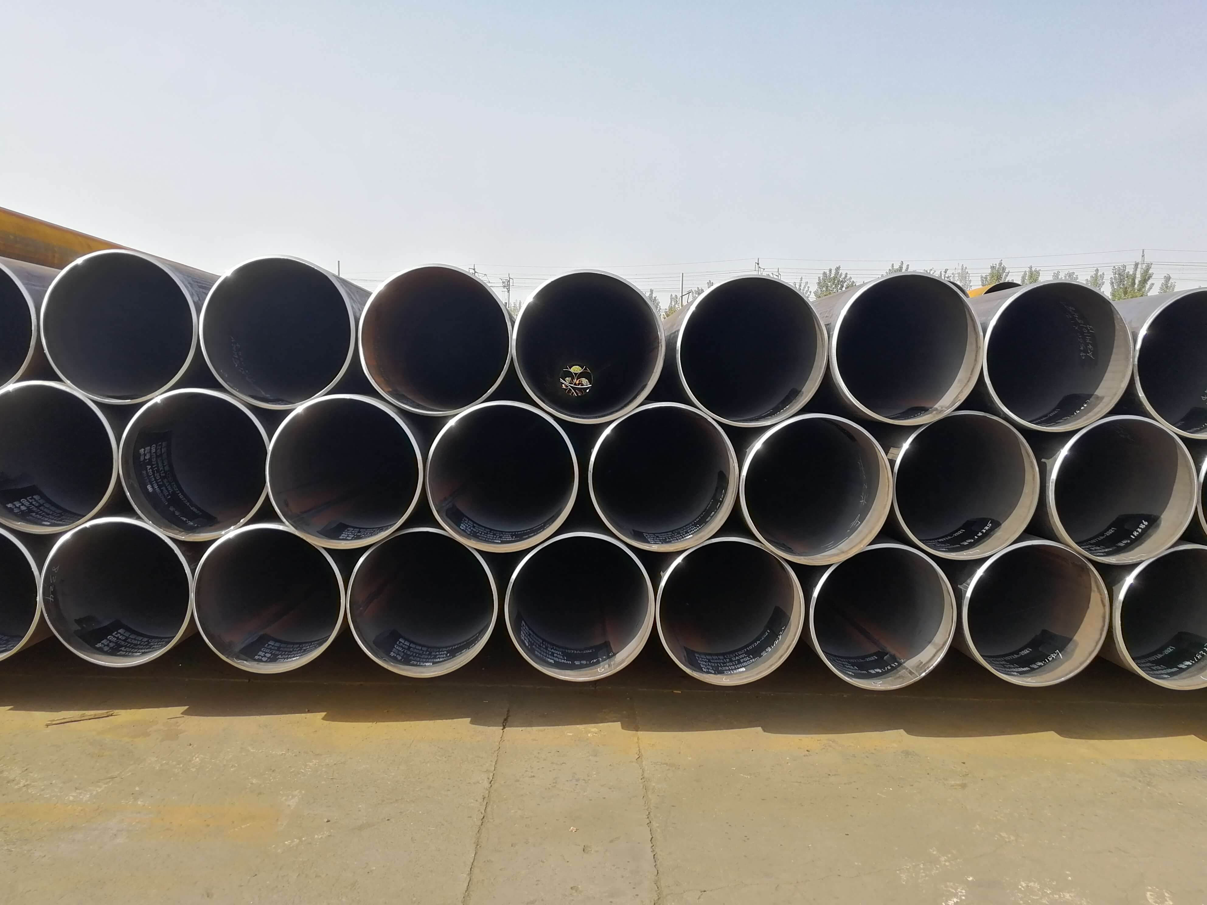 2 features of ERW erw welded pipe